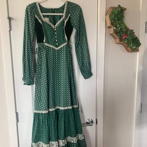 ISO Gunne sax dress